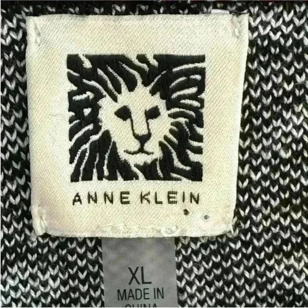 Anne Klein Black/White Print Cardigan Sweater With Tank Size XL EUC! - Picture 10 of 11